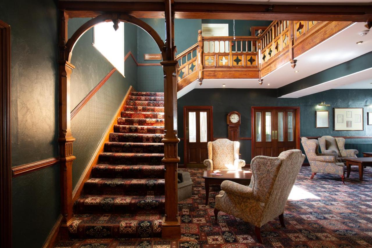 The Glendalough Hotel ララー エクステリア 写真