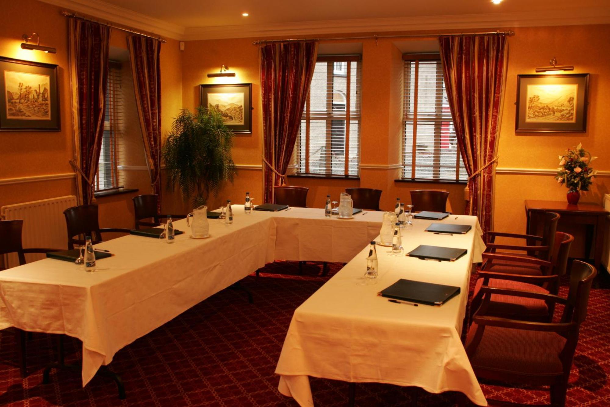 The Glendalough Hotel ララー エクステリア 写真