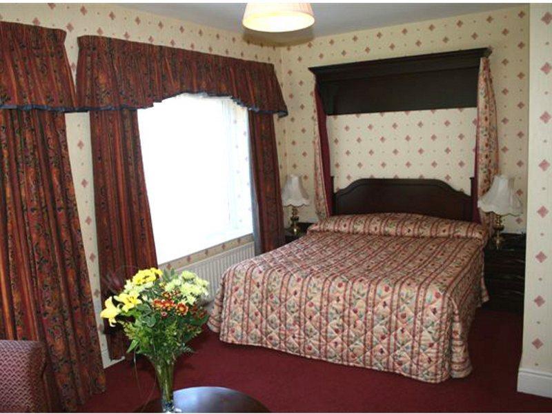 The Glendalough Hotel ララー エクステリア 写真