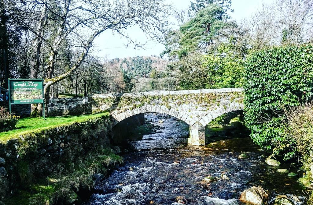 The Glendalough Hotel ララー エクステリア 写真